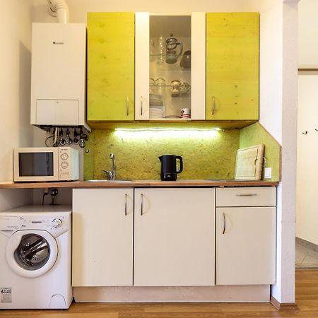 Apartment 5 Stops Away From City-Centre Wien Eksteriør billede